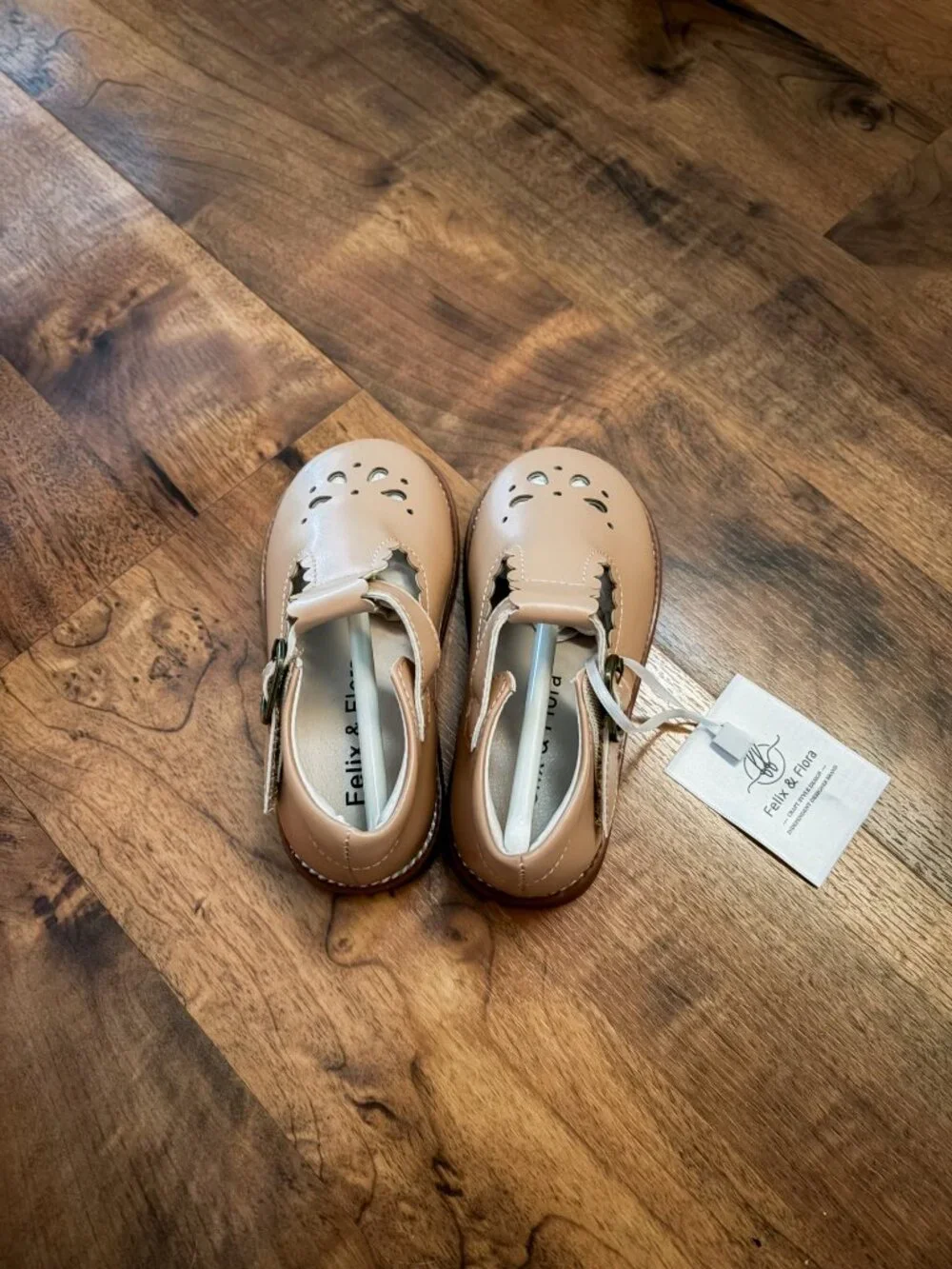 Felix and Flora NWT girls Mary Jane’s size 6